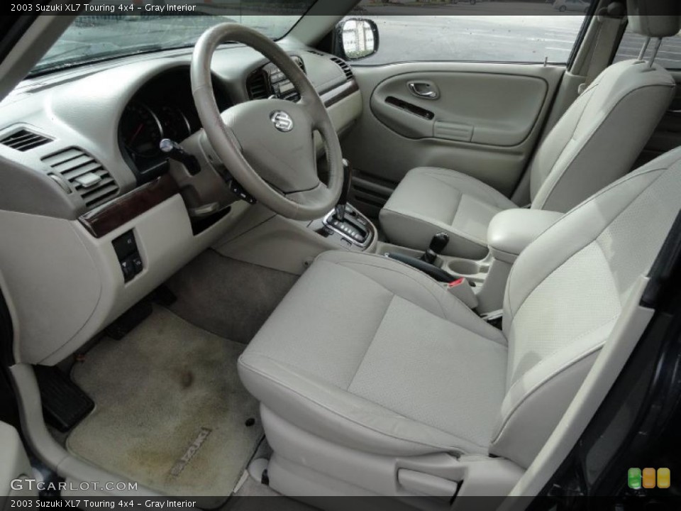 Gray Interior Photo for the 2003 Suzuki XL7 Touring 4x4 #39417697