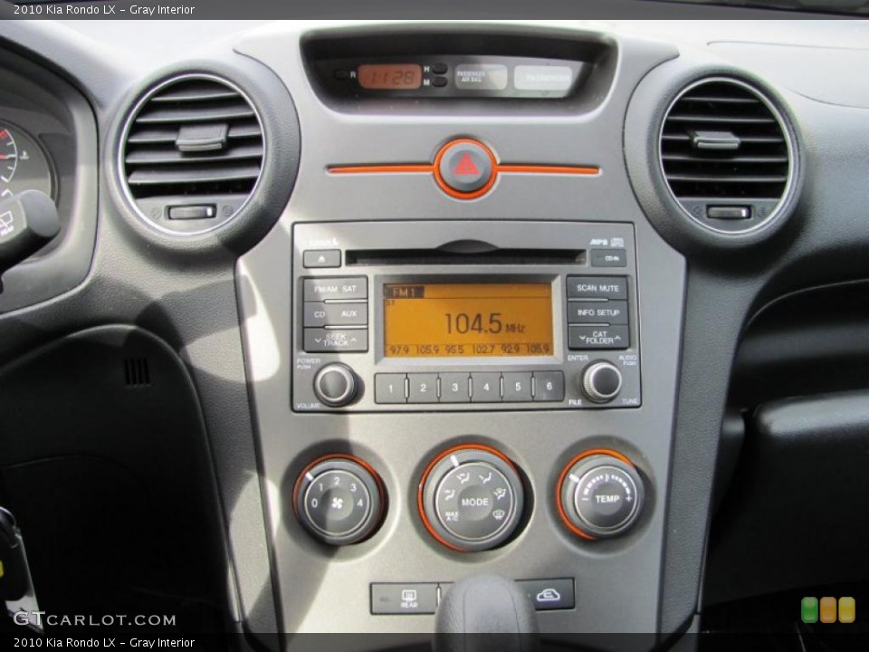 Gray Interior Controls for the 2010 Kia Rondo LX #39419873