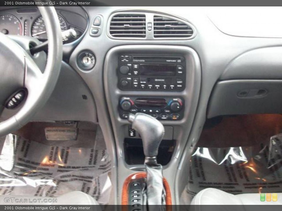Dark Gray Interior Dashboard for the 2001 Oldsmobile Intrigue GLS #39421694