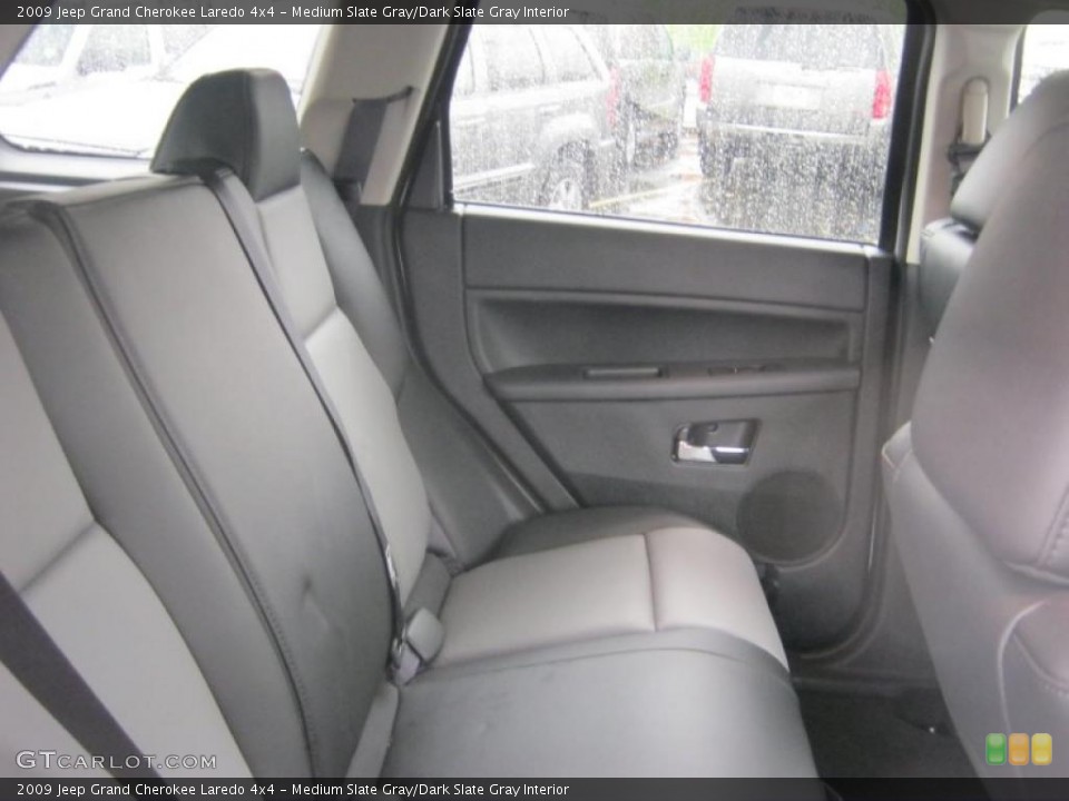 Medium Slate Gray/Dark Slate Gray Interior Photo for the 2009 Jeep Grand Cherokee Laredo 4x4 #39422546