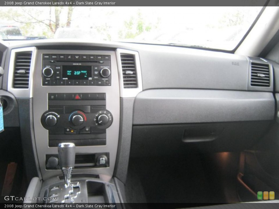 Dark Slate Gray Interior Dashboard for the 2008 Jeep Grand Cherokee Laredo 4x4 #39423526