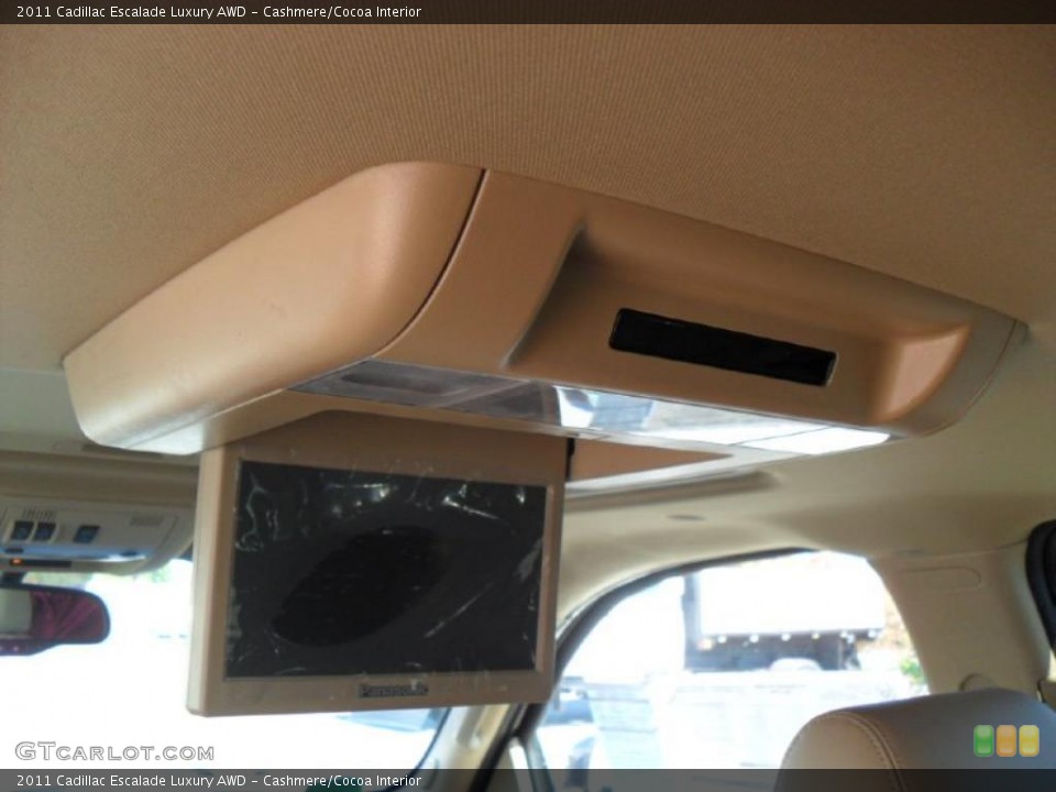 Cashmere/Cocoa Interior Controls for the 2011 Cadillac Escalade Luxury AWD #39423718