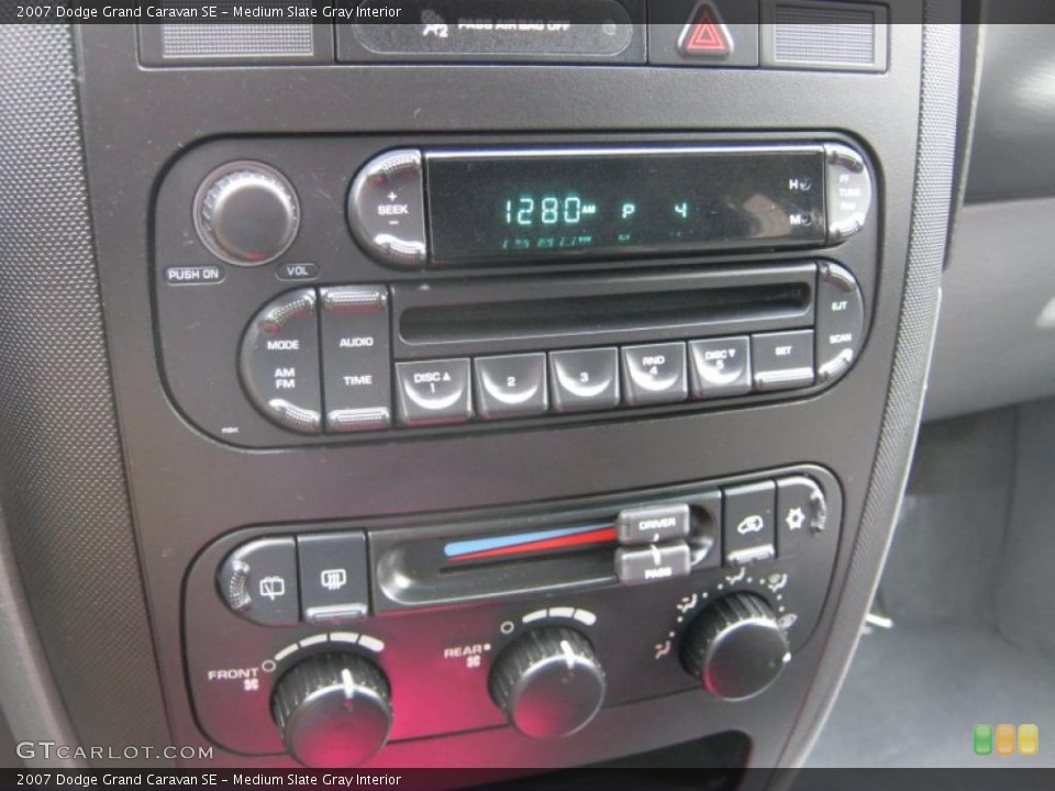 Medium Slate Gray Interior Controls for the 2007 Dodge Grand Caravan SE #39424158