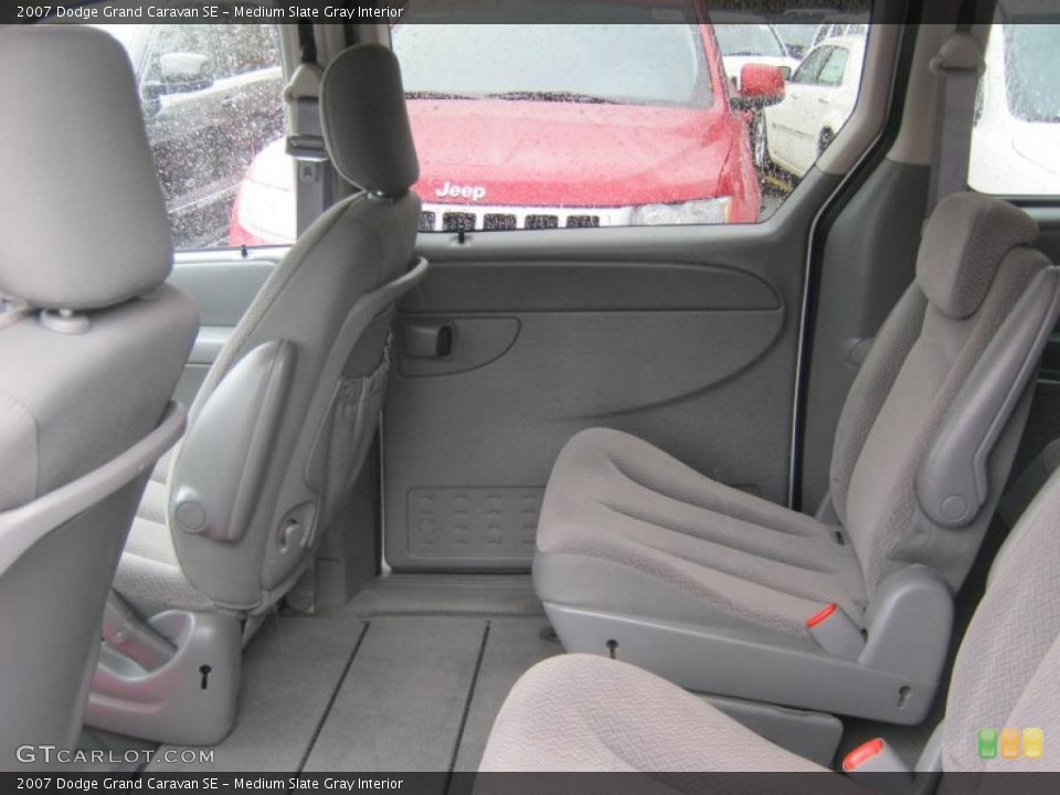 Medium Slate Gray Interior Photo for the 2007 Dodge Grand Caravan SE #39424502