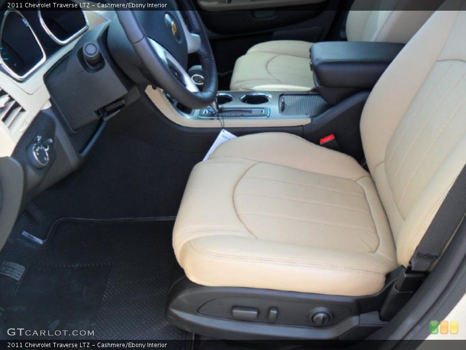 Cashmere/Ebony Interior Photo for the 2011 Chevrolet Traverse LTZ #39427578