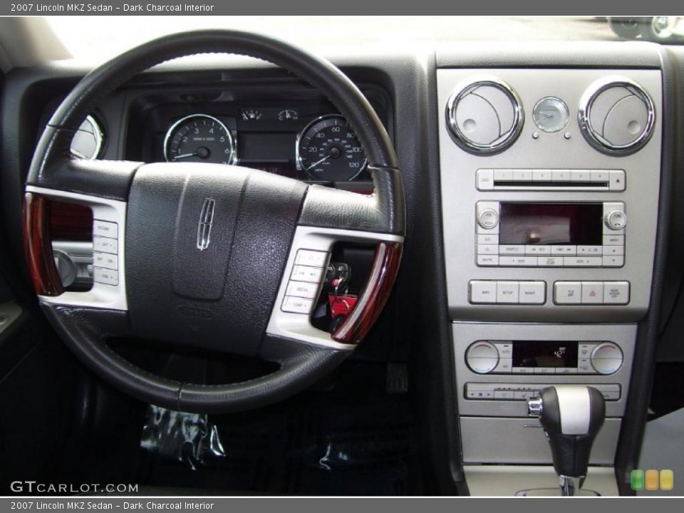 Dark Charcoal Interior Dashboard for the 2007 Lincoln MKZ Sedan #39428458
