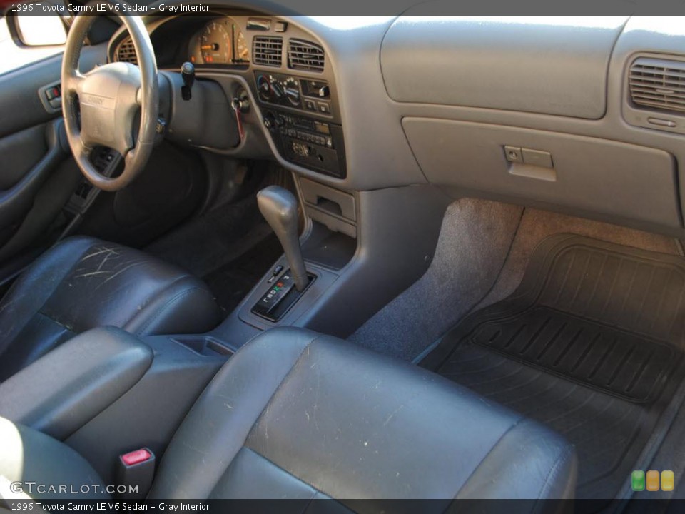 Gray Interior Dashboard for the 1996 Toyota Camry LE V6 Sedan #39428546