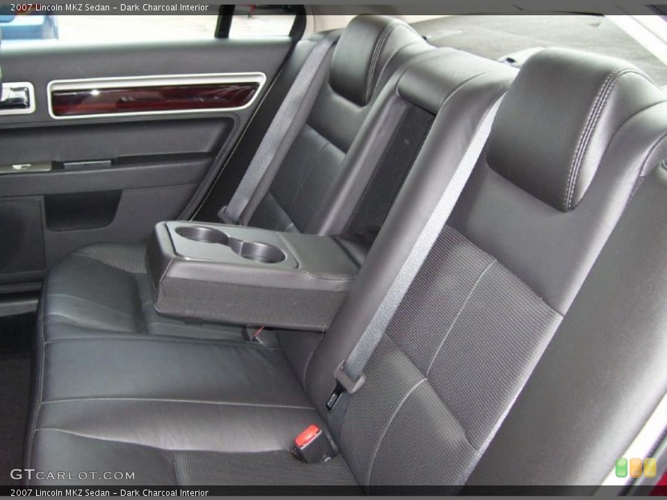 Dark Charcoal Interior Photo for the 2007 Lincoln MKZ Sedan #39428642