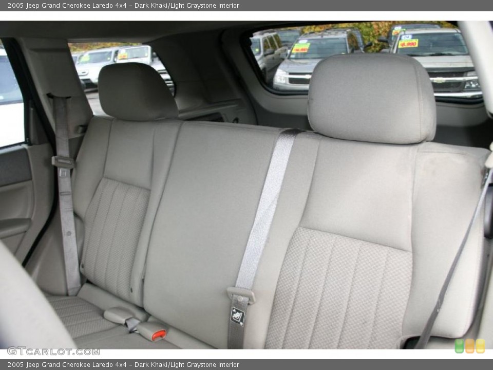 Dark Khaki/Light Graystone Interior Photo for the 2005 Jeep Grand Cherokee Laredo 4x4 #39429038