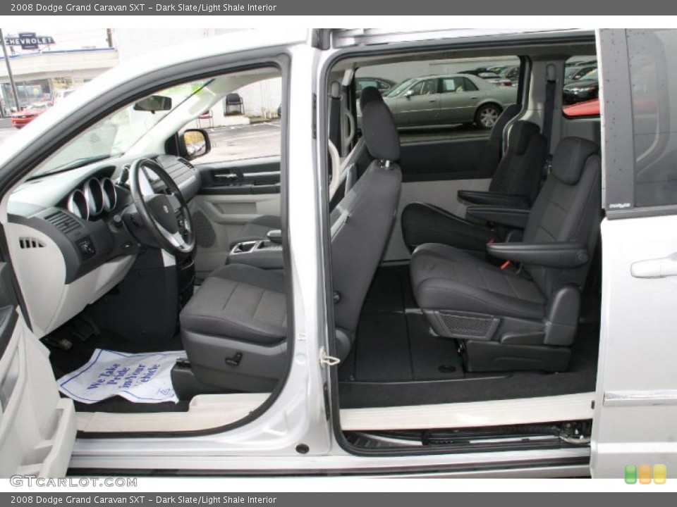 Dark Slate/Light Shale Interior Photo for the 2008 Dodge Grand Caravan SXT #39429638