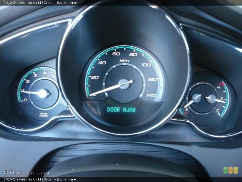 Ebony Interior Gauges for the 2010 Chevrolet Malibu LTZ Sedan #39430006
