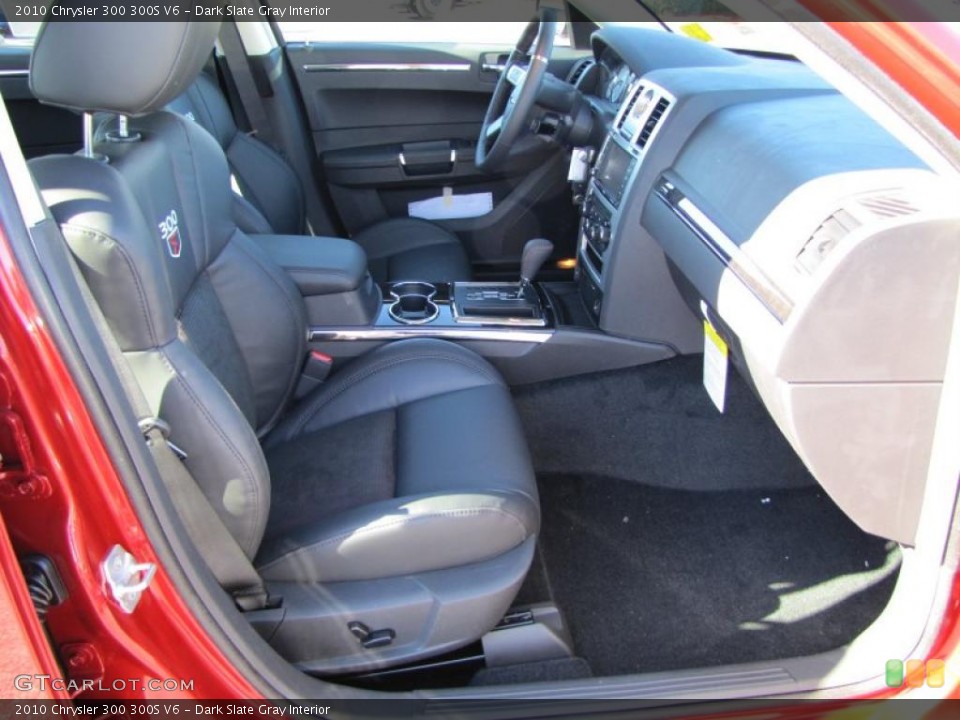 Dark Slate Gray Interior Photo for the 2010 Chrysler 300 300S V6 #39432353