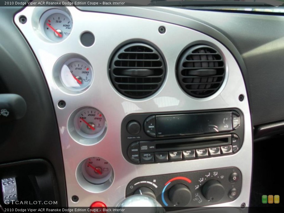 Black Interior Controls for the 2010 Dodge Viper ACR Roanoke Dodge Edition Coupe #39440154