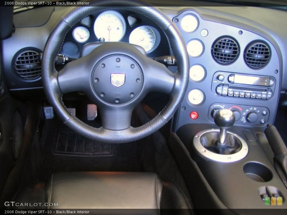 Black/Black Interior Dashboard for the 2006 Dodge Viper SRT-10 #39443938