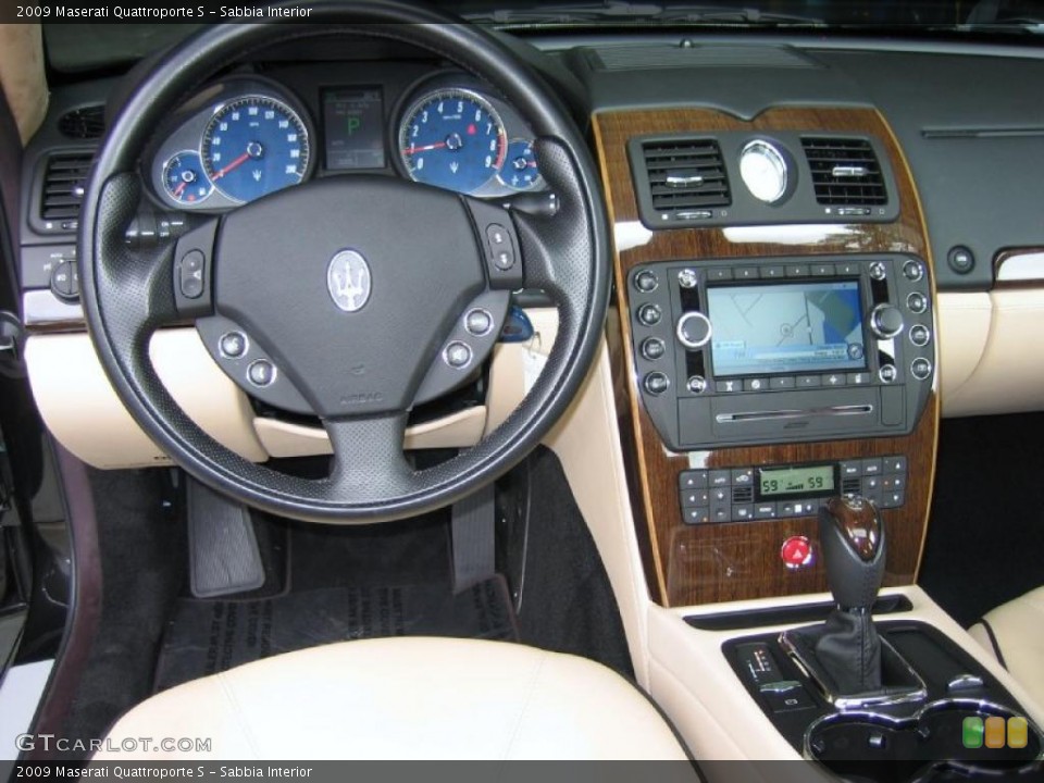 Sabbia Interior Dashboard for the 2009 Maserati Quattroporte S #39445634