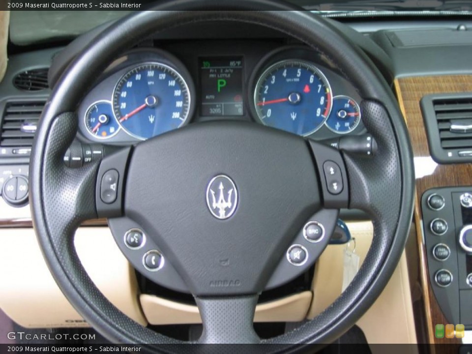 Sabbia Interior Steering Wheel for the 2009 Maserati Quattroporte S #39445714