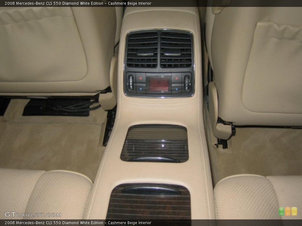 Cashmere Beige Interior Photo for the 2008 Mercedes-Benz CLS 550 Diamond White Edition #39446498