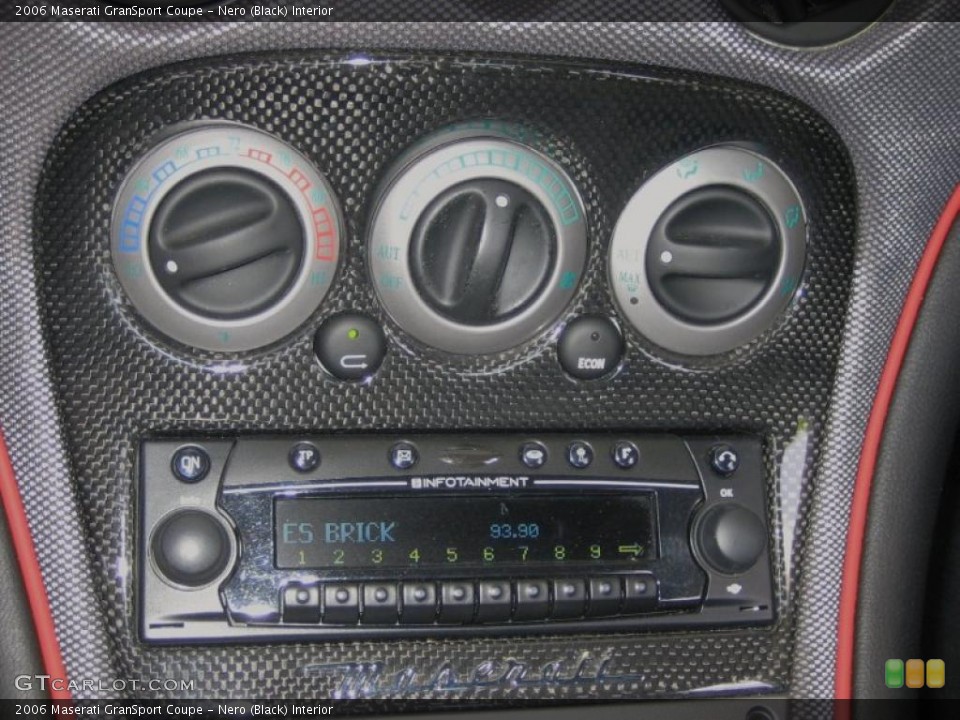 Nero (Black) Interior Gauges for the 2006 Maserati GranSport Coupe #39447226