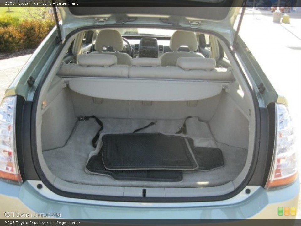 Beige Interior Trunk for the 2006 Toyota Prius Hybrid #39449746