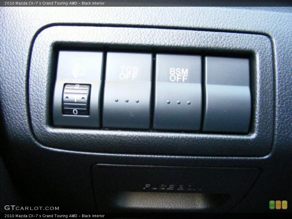 Black Interior Controls for the 2010 Mazda CX-7 s Grand Touring AWD #39455118