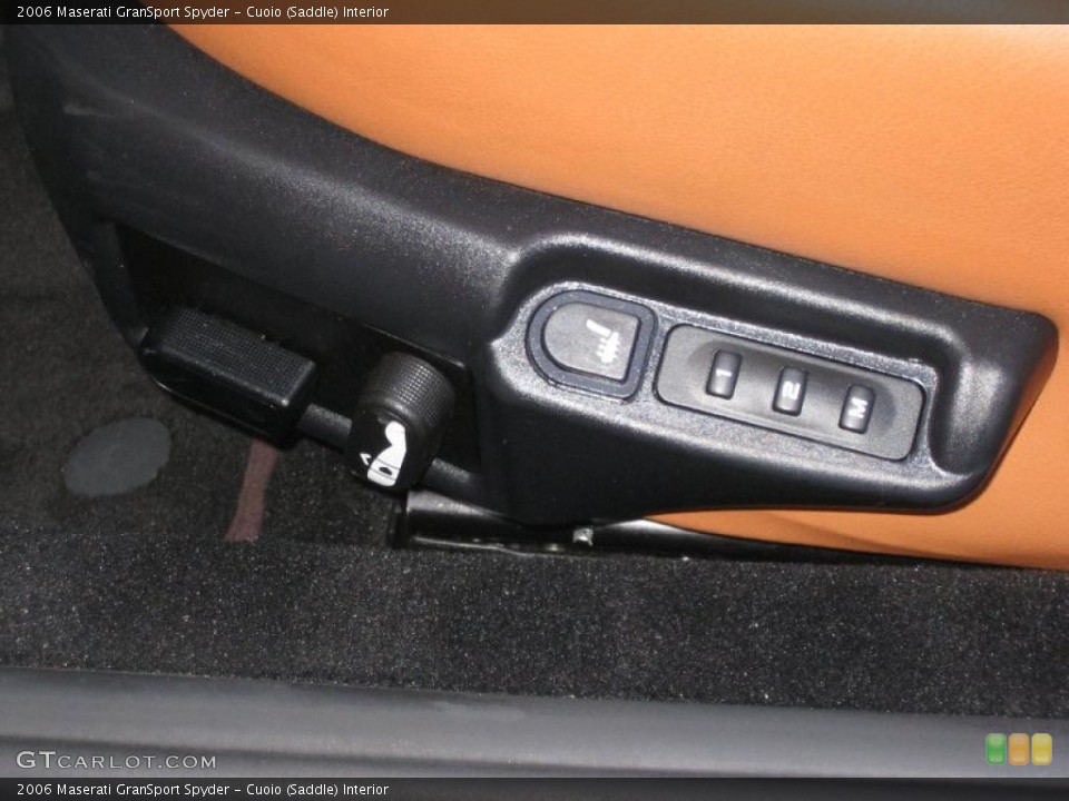Cuoio (Saddle) Interior Controls for the 2006 Maserati GranSport Spyder #39455562