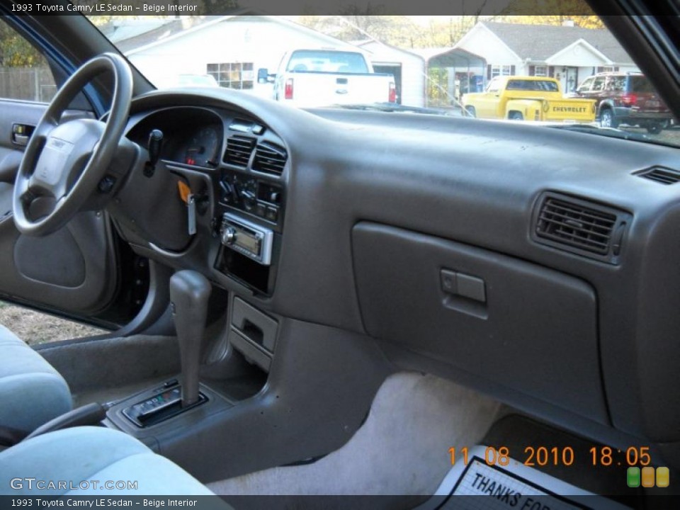 Beige 1993 Toyota Camry Interiors