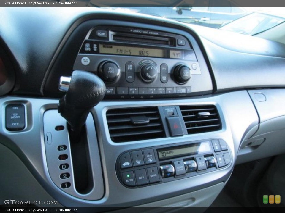 Gray Interior Controls for the 2009 Honda Odyssey EX-L #39456534