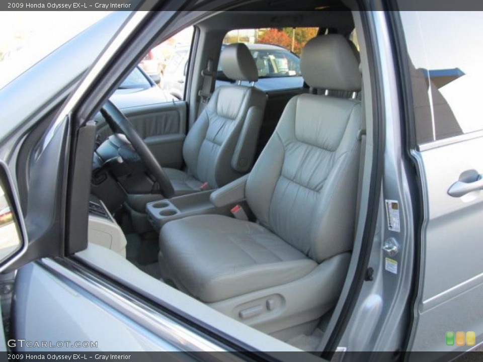 Gray Interior Photo for the 2009 Honda Odyssey EX-L #39456578