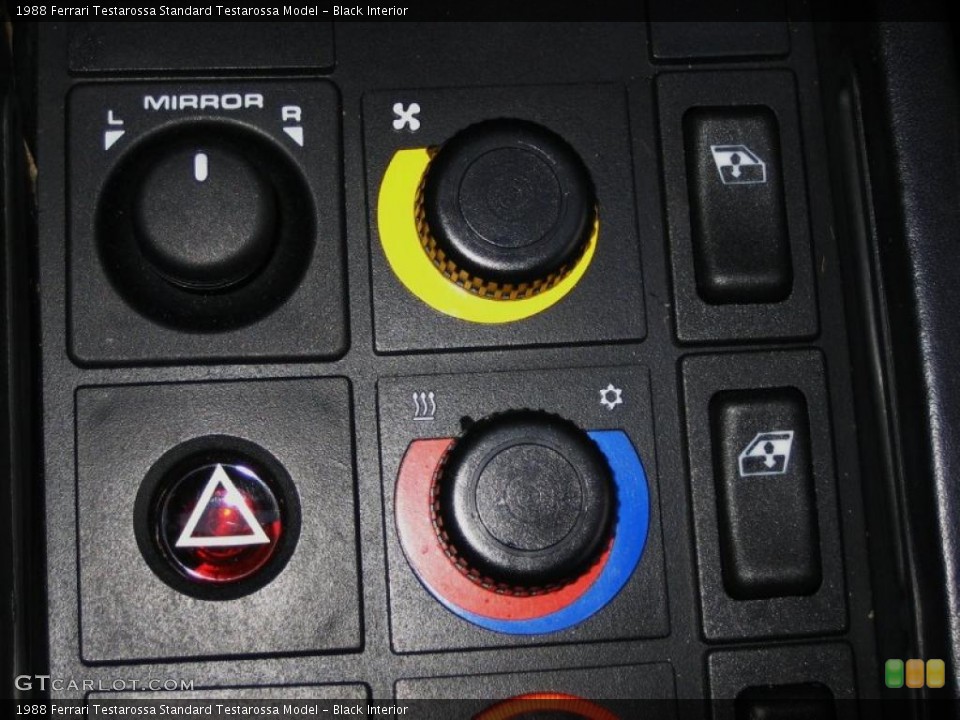 Black Interior Controls for the 1988 Ferrari Testarossa  #39460062