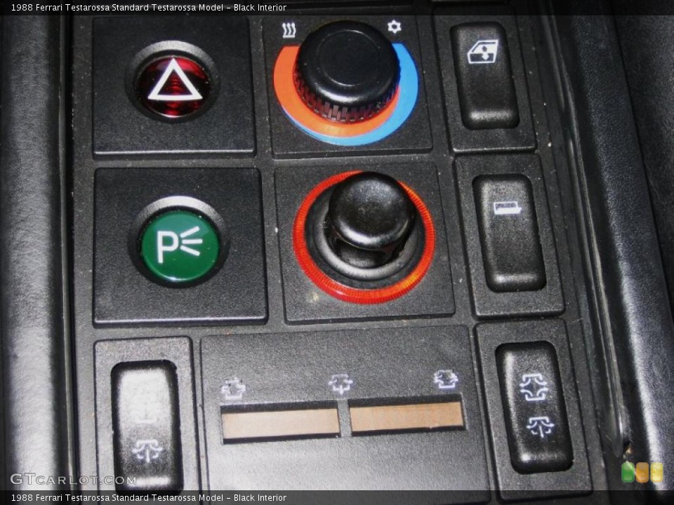 Black Interior Controls for the 1988 Ferrari Testarossa  #39460078