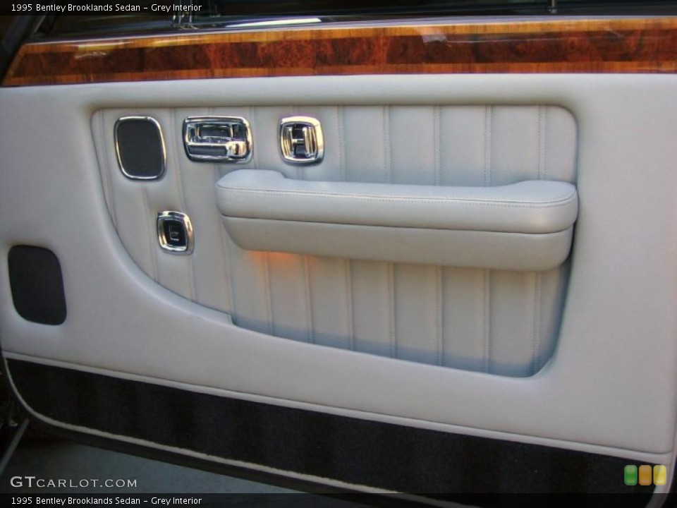 Grey Interior Door Panel for the 1995 Bentley Brooklands Sedan #39462566