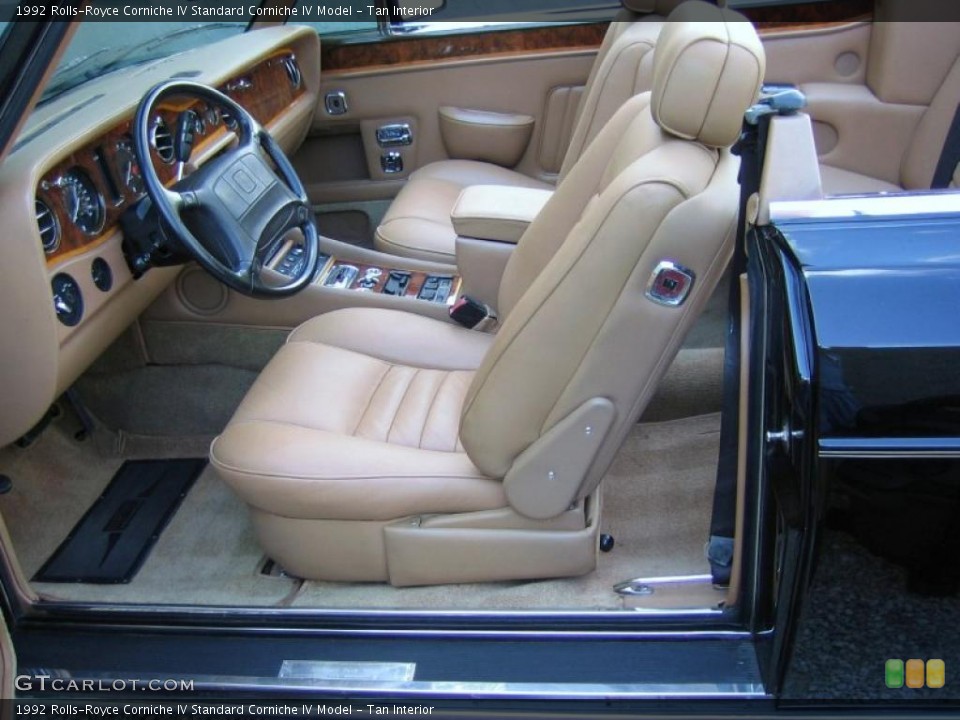 Tan Interior Photo for the 1992 Rolls-Royce Corniche IV  #39463026