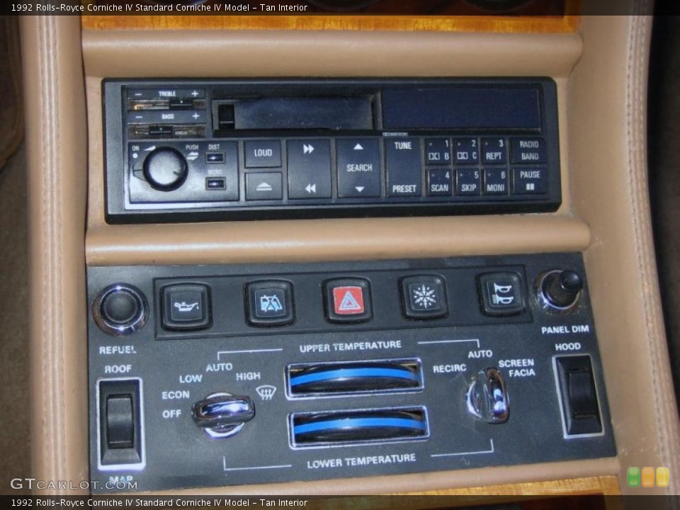 Tan Interior Controls for the 1992 Rolls-Royce Corniche IV  #39463162