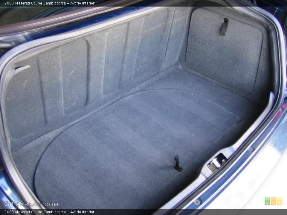 Avorio Interior Trunk for the 2003 Maserati Coupe Cambiocorsa #39464186