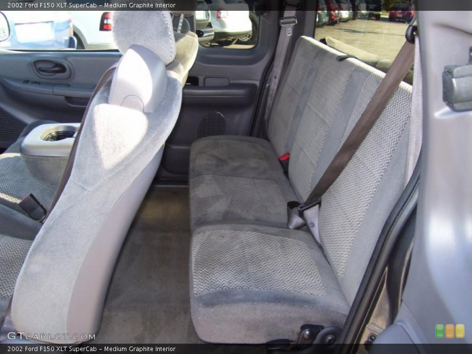 Medium Graphite Interior Photo for the 2002 Ford F150 XLT SuperCab #39465662