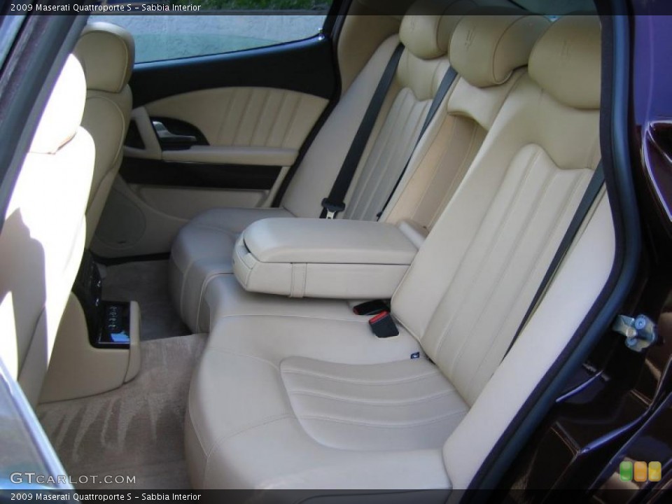 Sabbia Interior Photo for the 2009 Maserati Quattroporte S #39466158