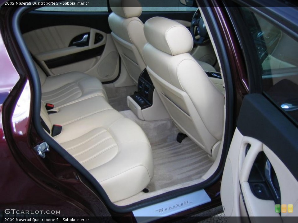 Sabbia Interior Photo for the 2009 Maserati Quattroporte S #39466174
