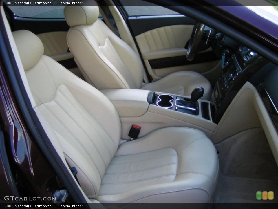 Sabbia Interior Photo for the 2009 Maserati Quattroporte S #39466202