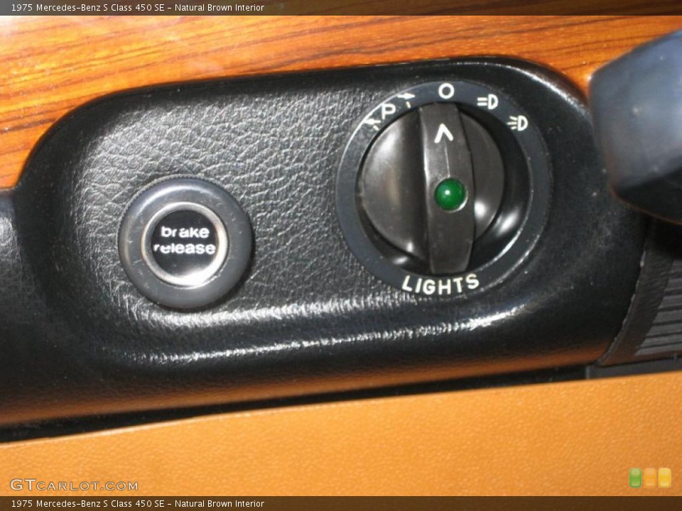 Natural Brown Interior Controls for the 1975 Mercedes-Benz S Class 450 SE #39468042