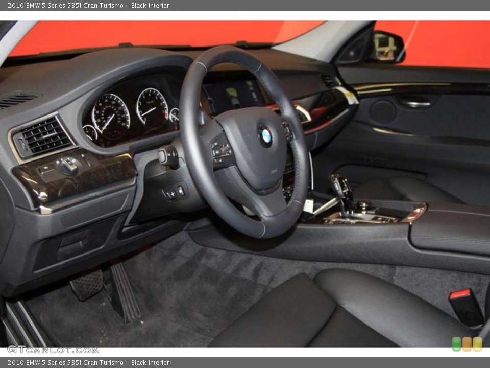Black Interior Prime Interior for the 2010 BMW 5 Series 535i Gran Turismo #39471854