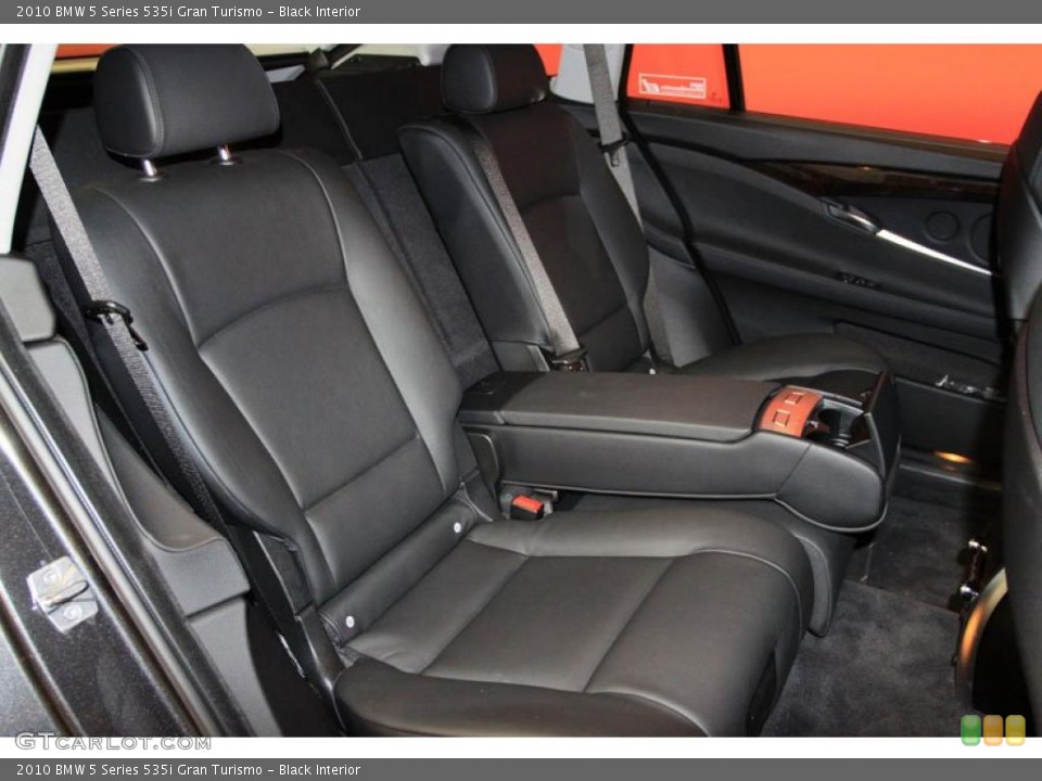 Black Interior Photo for the 2010 BMW 5 Series 535i Gran Turismo #39471954