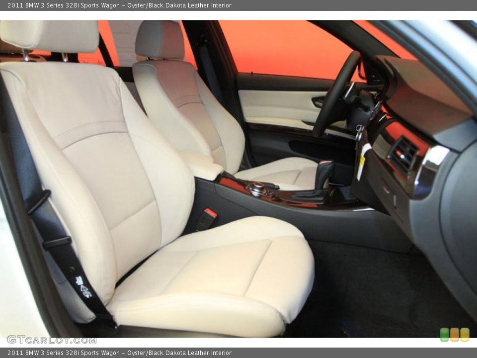 Oyster/Black Dakota Leather Interior Photo for the 2011 BMW 3 Series 328i Sports Wagon #39473982