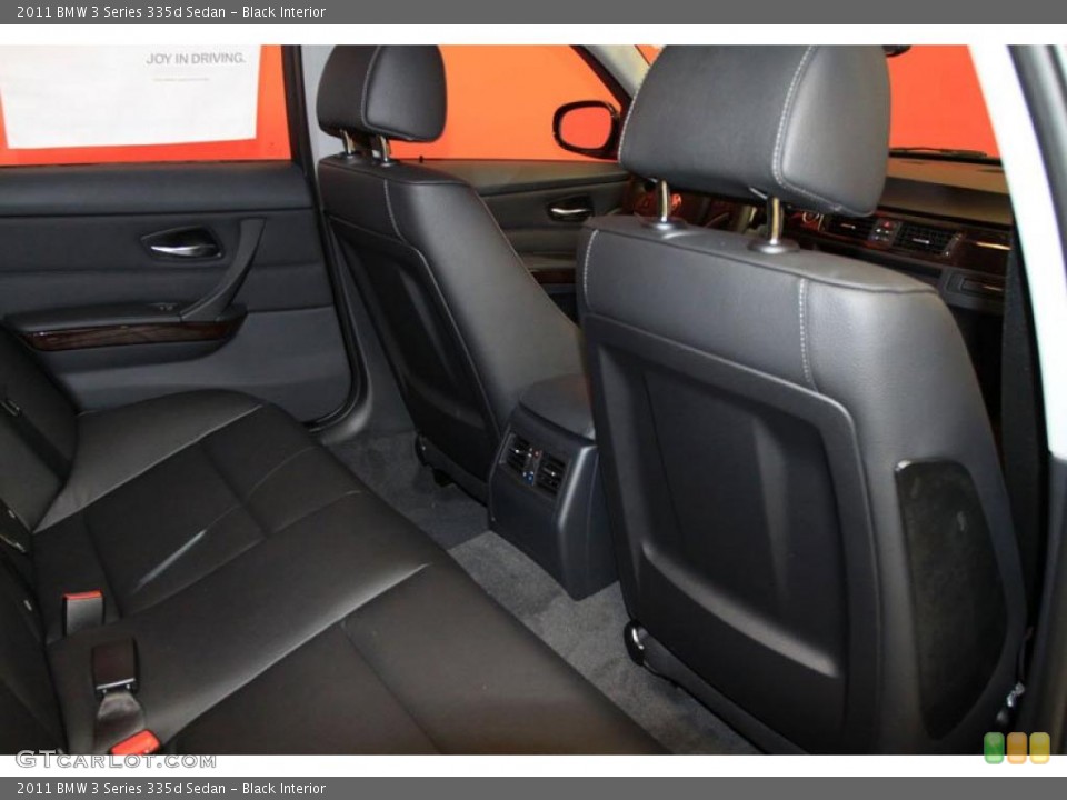Black Interior Photo for the 2011 BMW 3 Series 335d Sedan #39474518