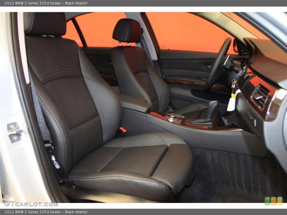 Black Interior Photo for the 2011 BMW 3 Series 335d Sedan #39474982