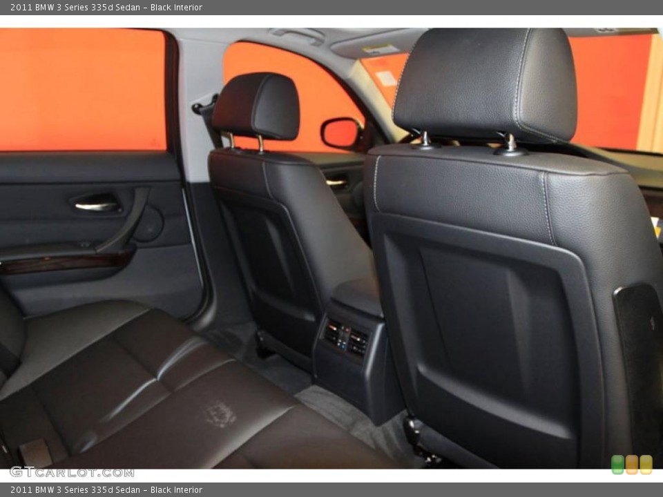 Black Interior Photo for the 2011 BMW 3 Series 335d Sedan #39475026
