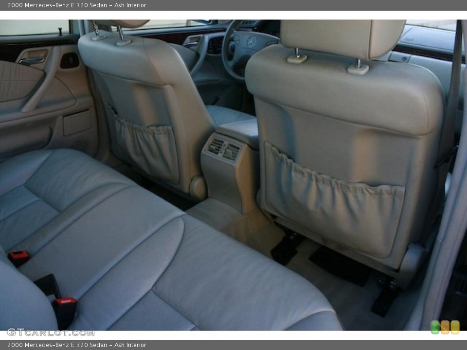 Ash Interior Photo for the 2000 Mercedes-Benz E 320 Sedan #39475674