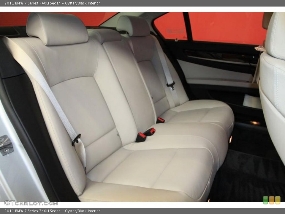 Oyster/Black Interior Photo for the 2011 BMW 7 Series 740Li Sedan #39477710