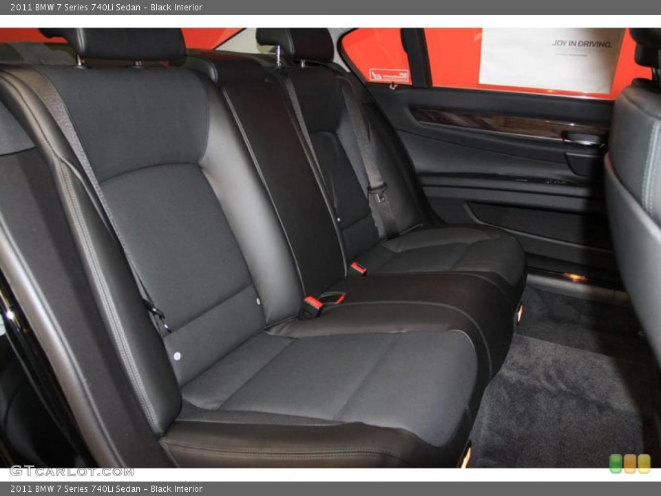 Black Interior Photo for the 2011 BMW 7 Series 740Li Sedan #39477946