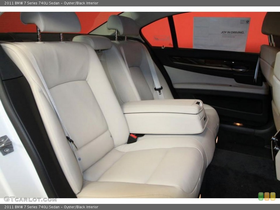 Oyster/Black Interior Photo for the 2011 BMW 7 Series 740Li Sedan #39478410