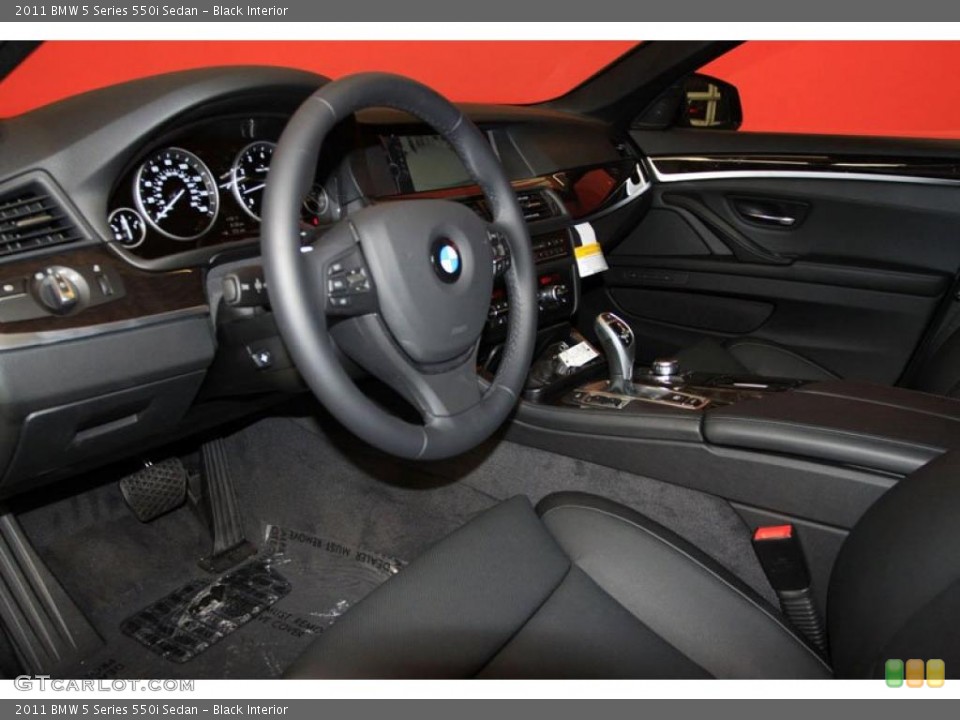 Black Interior Photo for the 2011 BMW 5 Series 550i Sedan #39479514